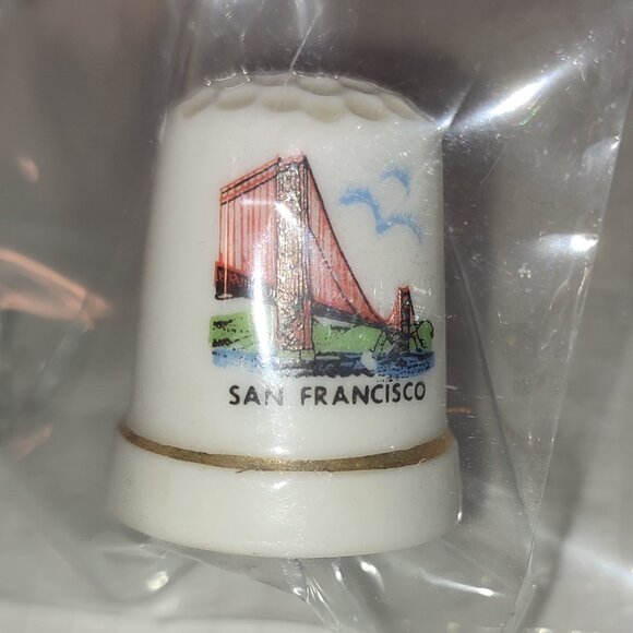 Thimble San Francisco Golden Gate Bridge Porcelain US Collectible Vintage Sewing - Picture 1 of 5